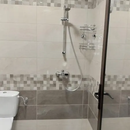 рая 2 Apartment Dobrich